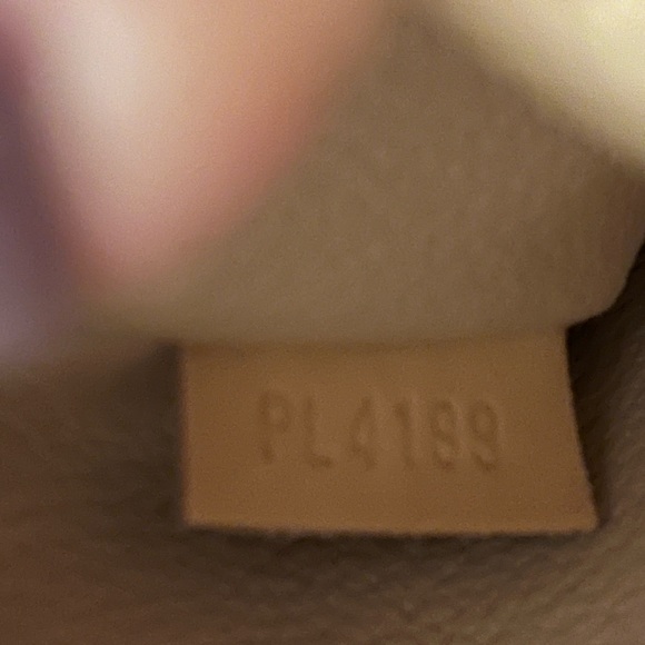 Authentic Louis Vuitton Nice Bb - Picture 9 of 16